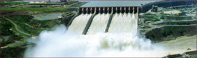 Itaipu Damms